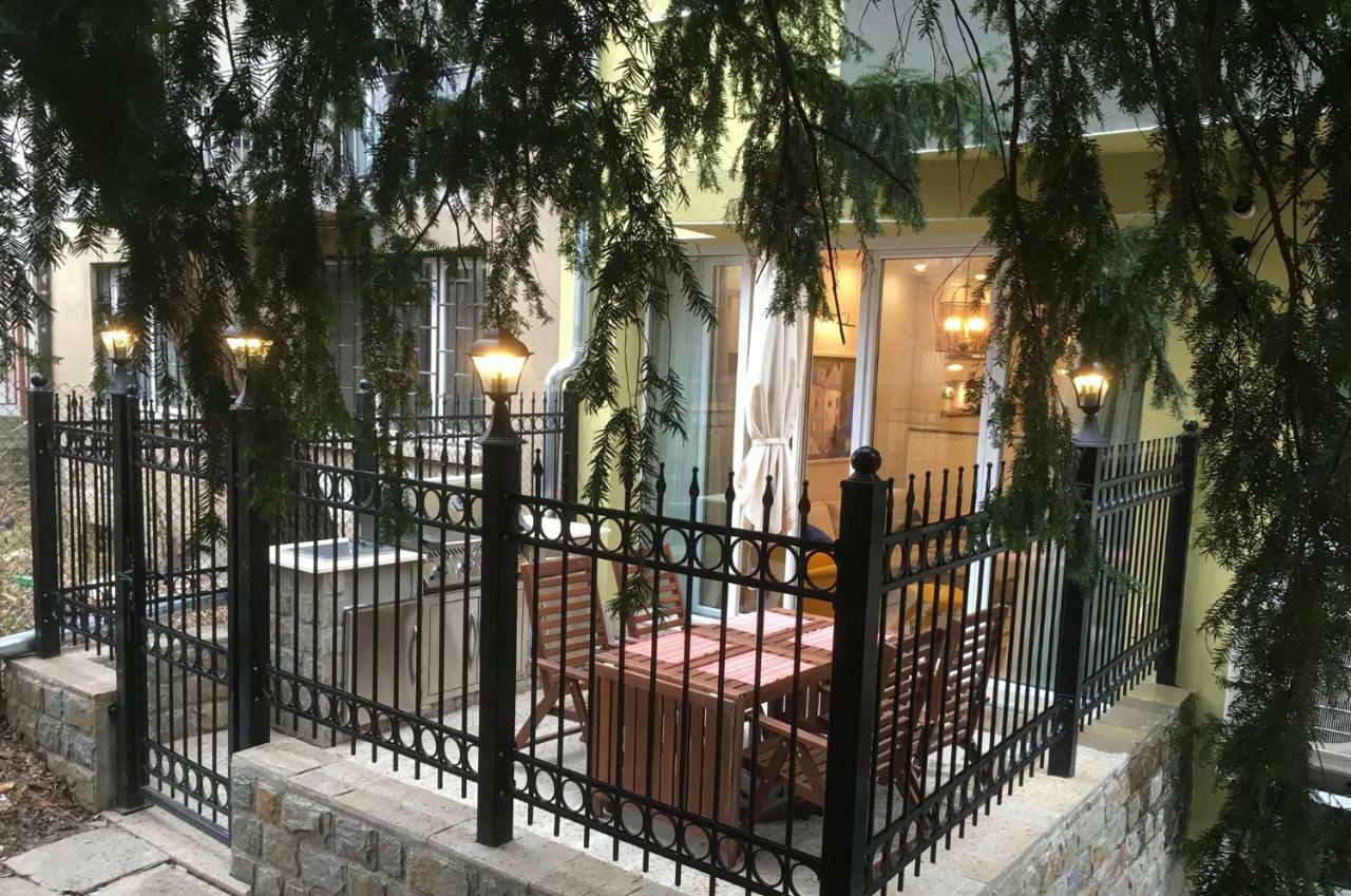A Luxury Apartment With Patio And Bbq Sófia Exterior foto